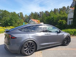 Tesla Model X bild 8