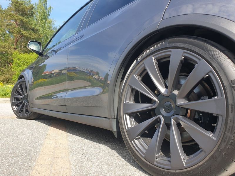 Tesla Model X bild 23
