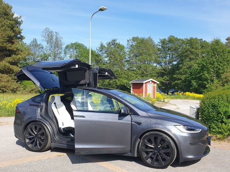 Tesla Model X bild 7