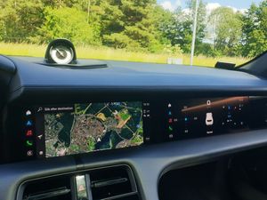 Porsche Taycan bild 22