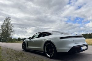 Porsche Taycan bild 15