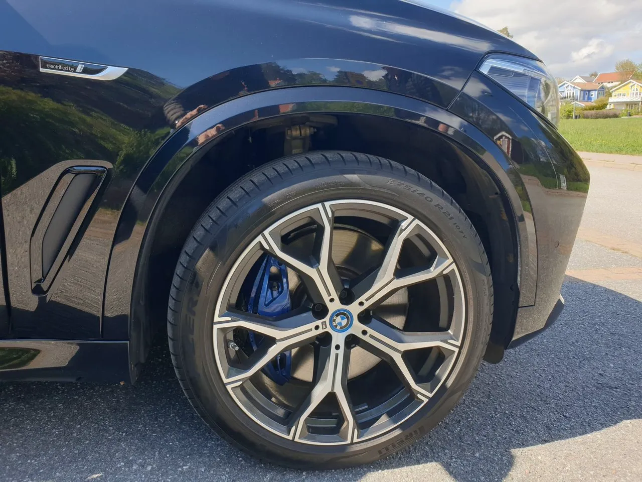 Vehicle image 35