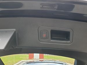 Tesla Model S bild 23