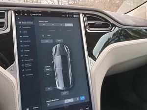 Tesla Model S bild 9