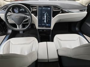 Tesla Model S bild 4