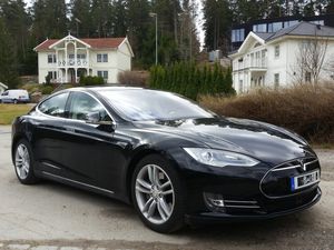 Tesla Model S bild 26