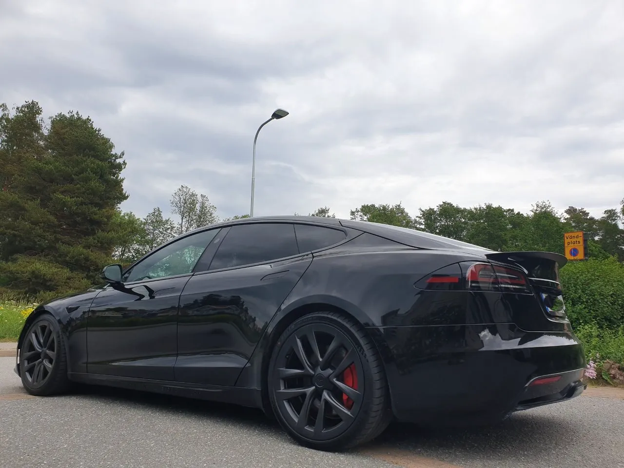 Vehicle image 26
