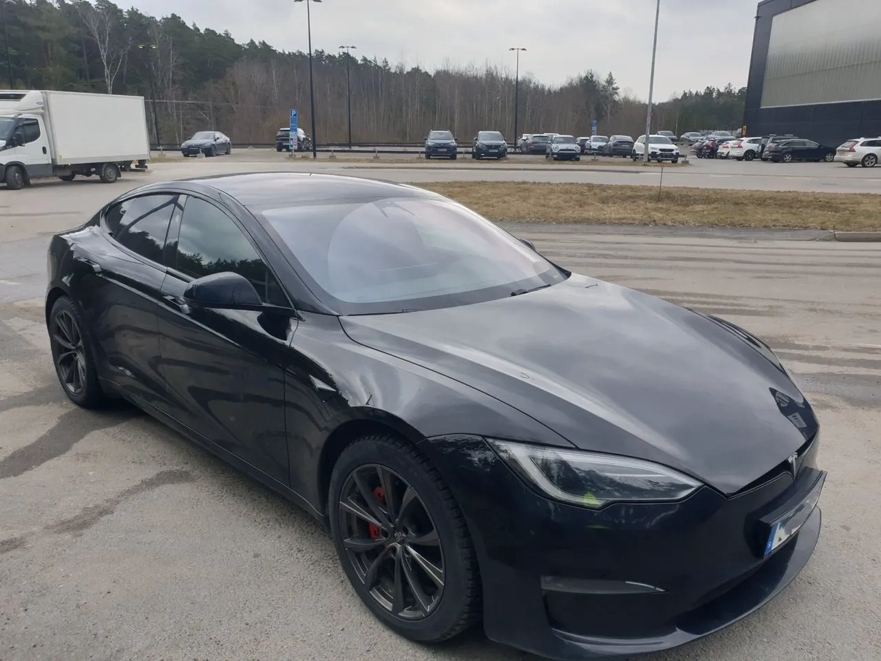 Vehicle image 35