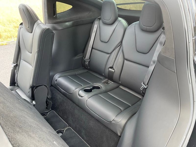 Tesla Model X bild 4