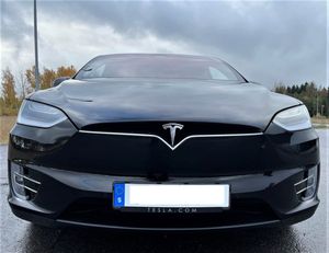 Tesla Model X bild 16