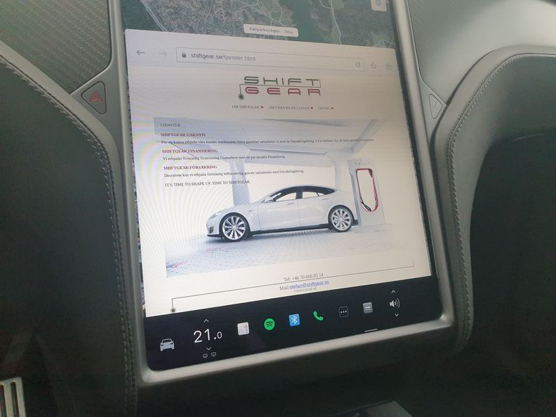 Tesla Model X bild 31