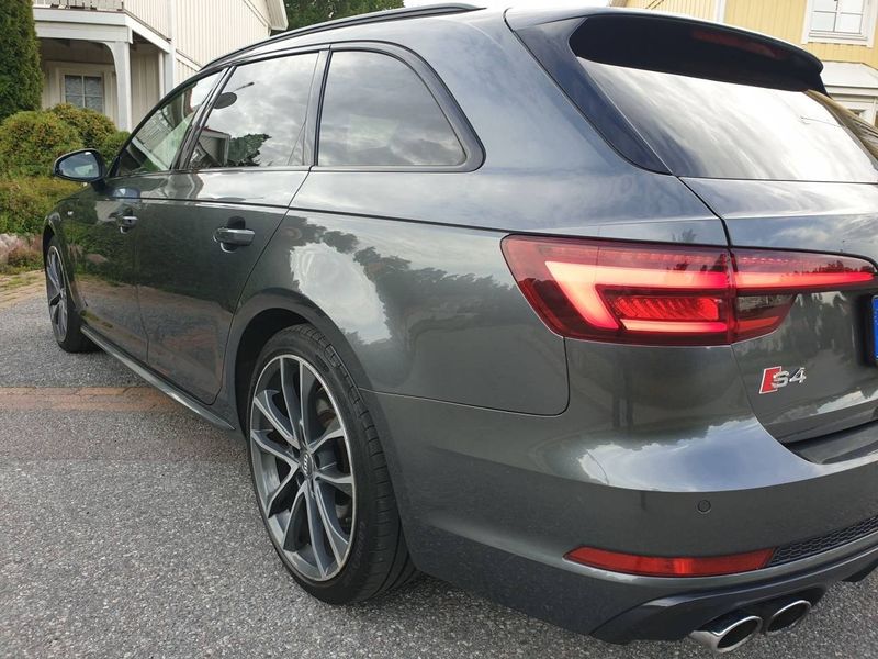 Audi S4 bild 20