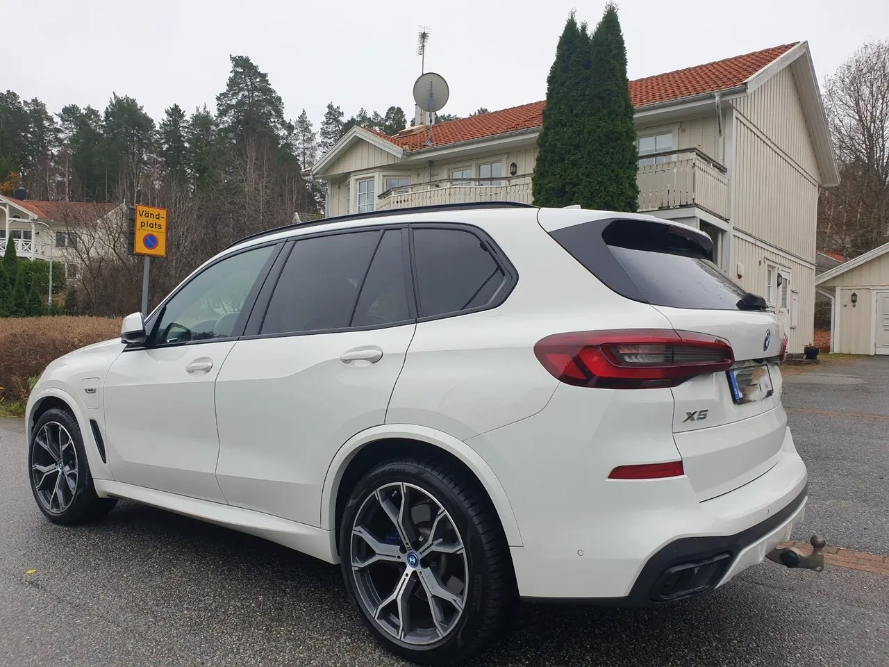 Vehicle image 29