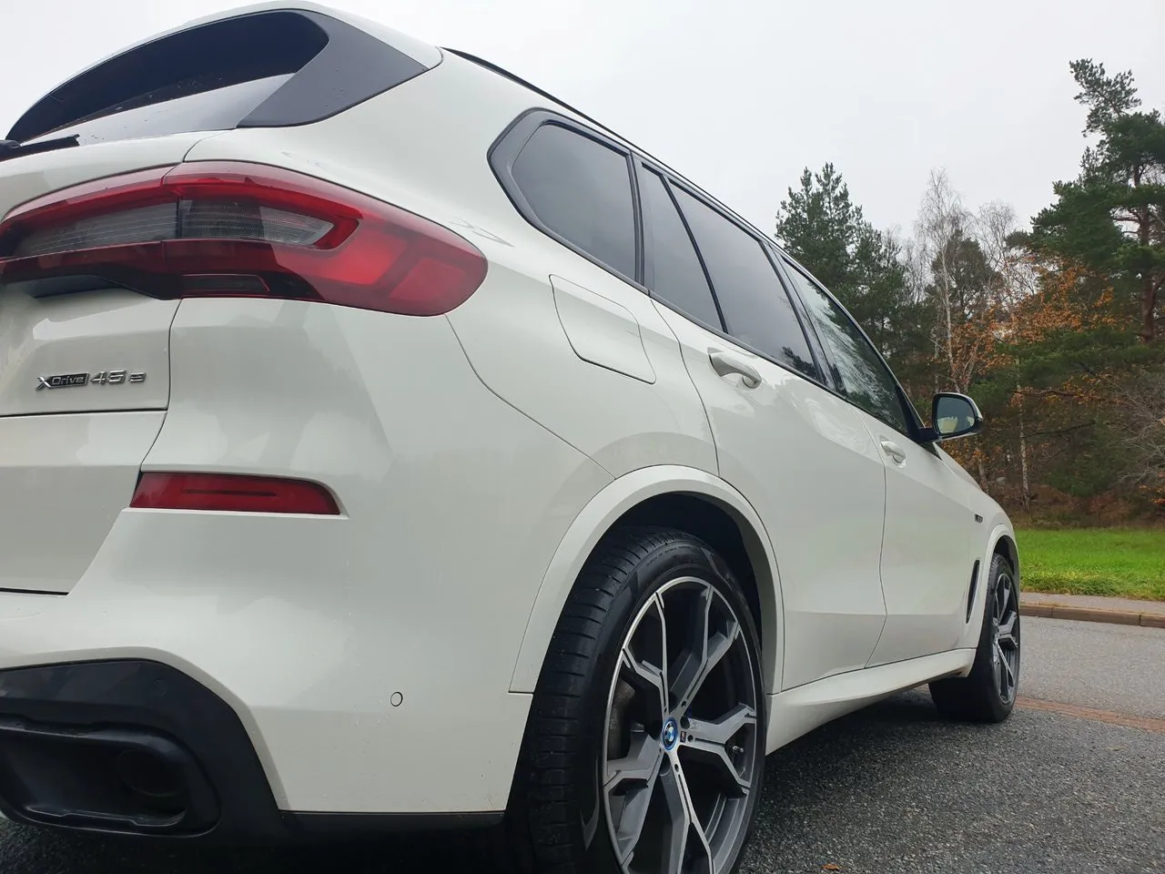 Vehicle image 26
