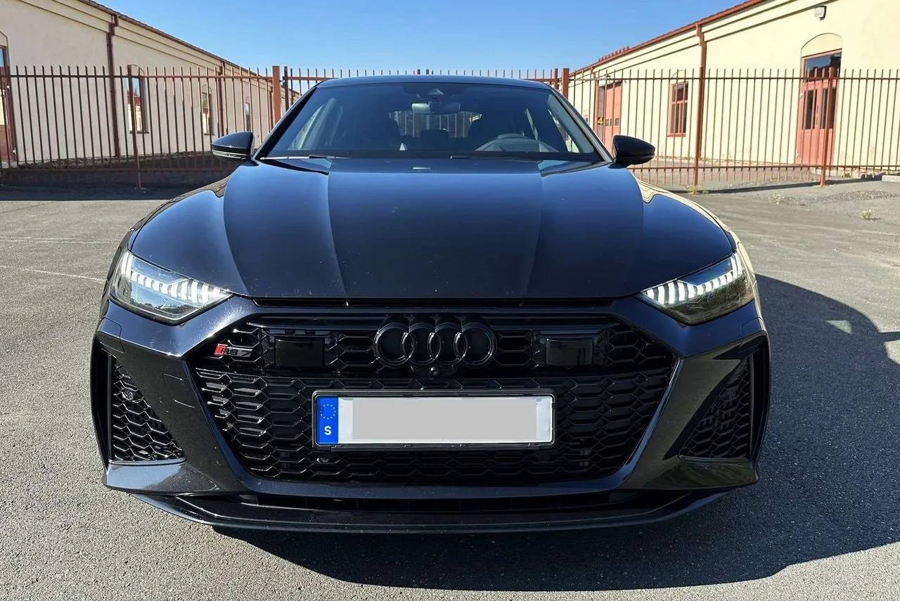 Vehicle image 22
