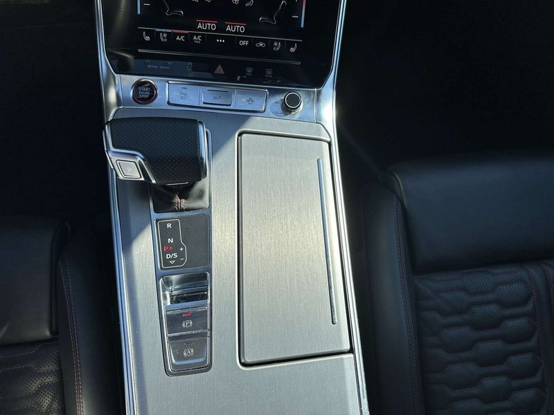 Audi RS7 bild 16