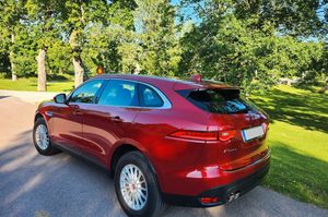 Jaguar F-Pace bild 7