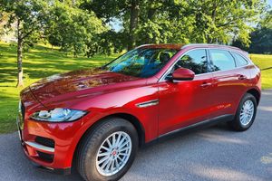 Jaguar F-Pace bild 2