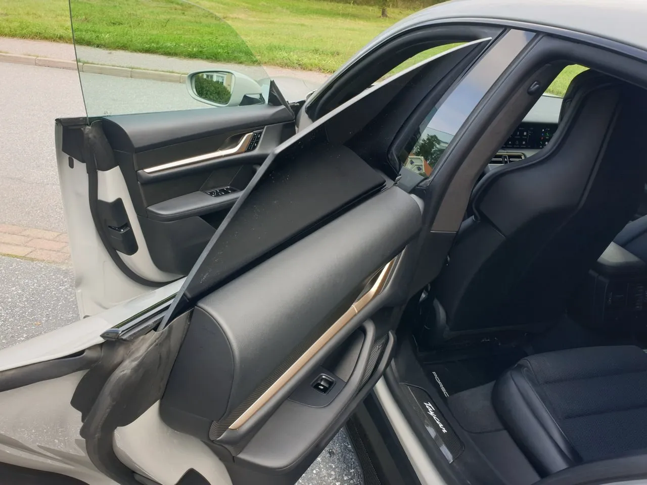 Vehicle image 31