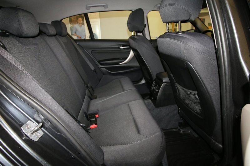 BMW 120 bild 12
