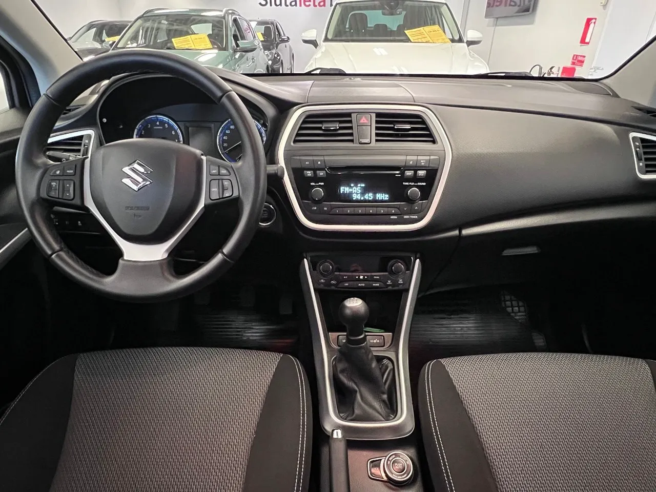 Vehicle image 12