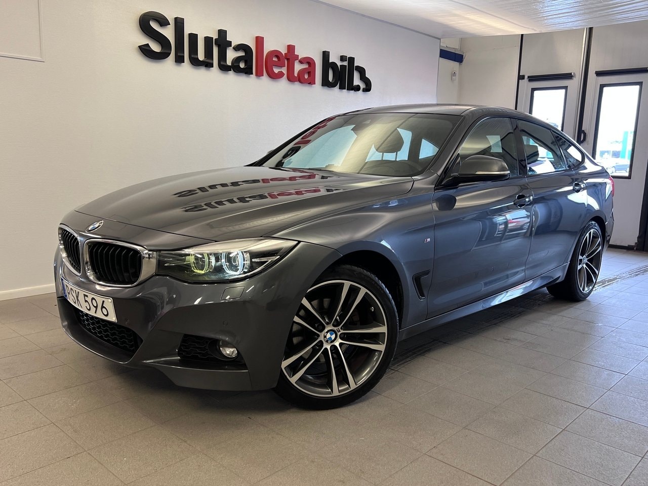 BMW 320