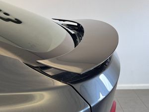 BMW 320 bild 7
