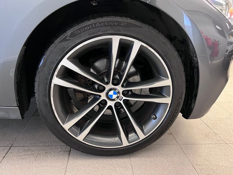 BMW 320 bild 28
