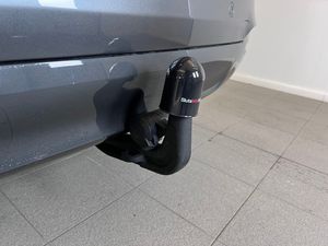 BMW 320 bild 8