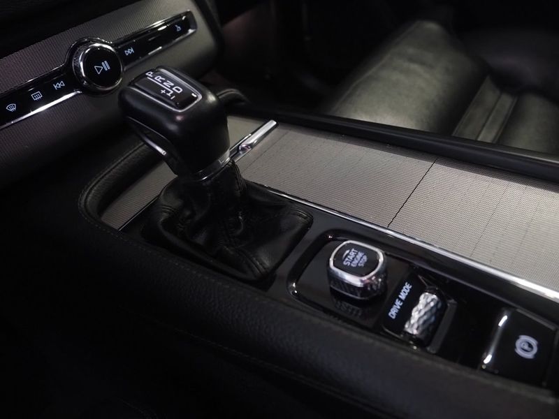 Volvo XC90 bild 24