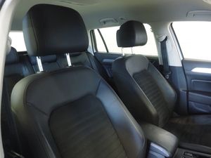 Volkswagen Passat bild 12