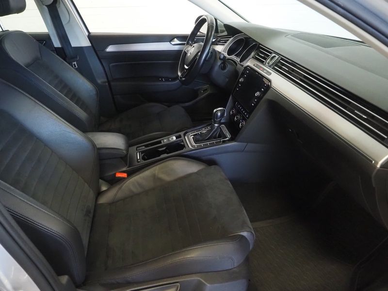 Volkswagen Passat bild 11