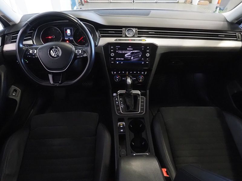 Volkswagen Passat bild 14