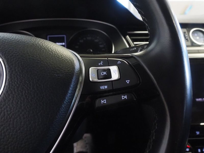 Volkswagen Passat bild 19