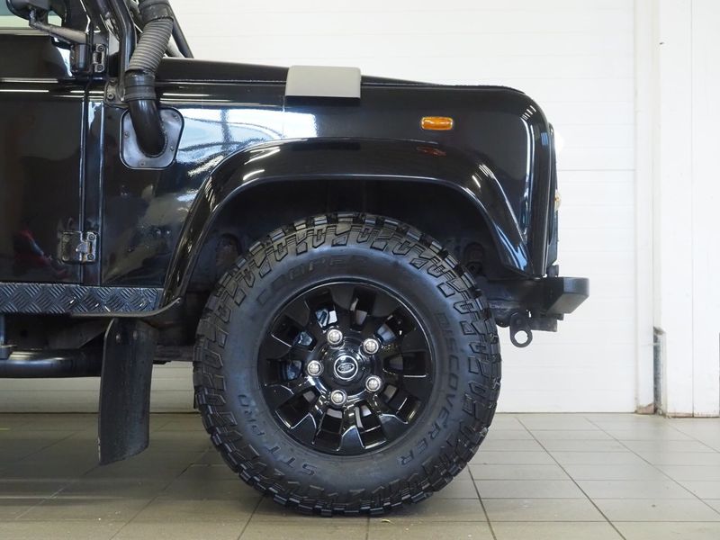 Land Rover Defender bild 9