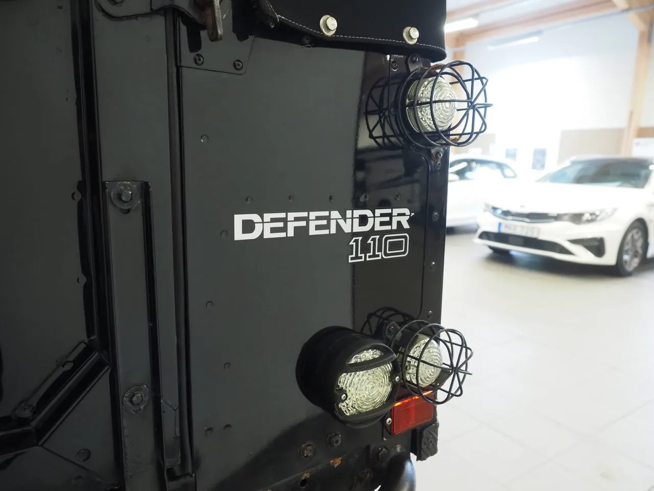 Vehicle image 20