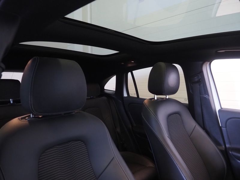 Mercedes GLA200 bild 14