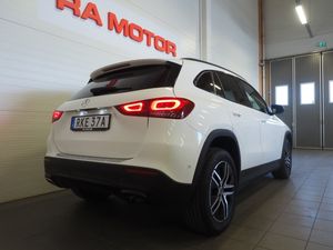 Mercedes GLA200 bild 6