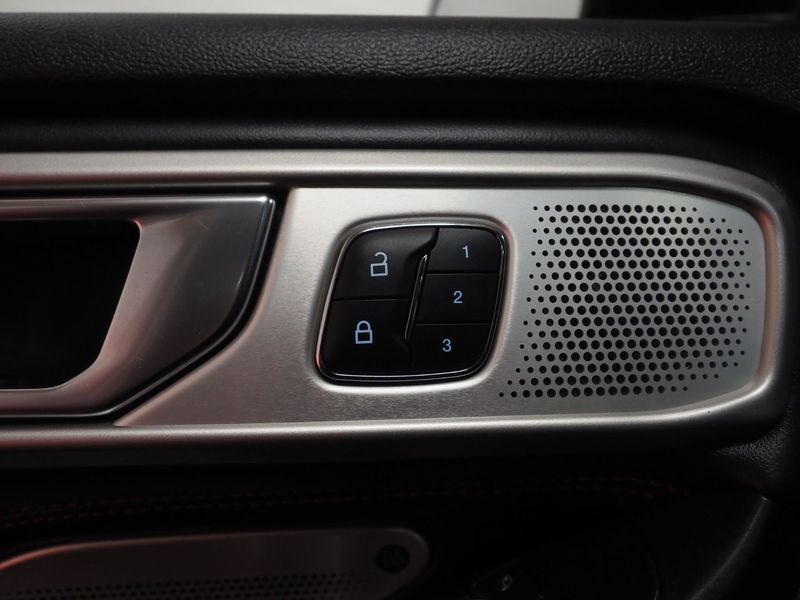 Ford Explorer bild 23