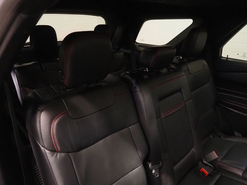 Ford Explorer bild 17