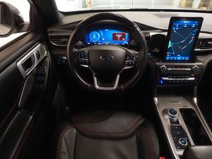 Ford Explorer bild 18