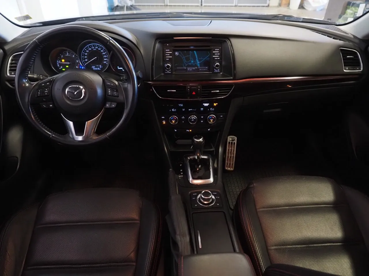 Vehicle image 13