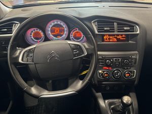 Citroen C4 bild 8