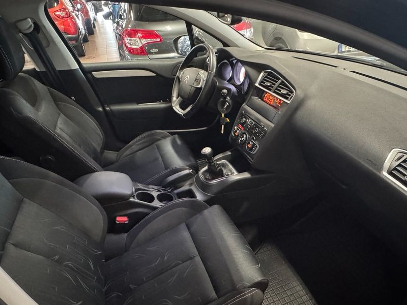 Citroen C4 bild 9