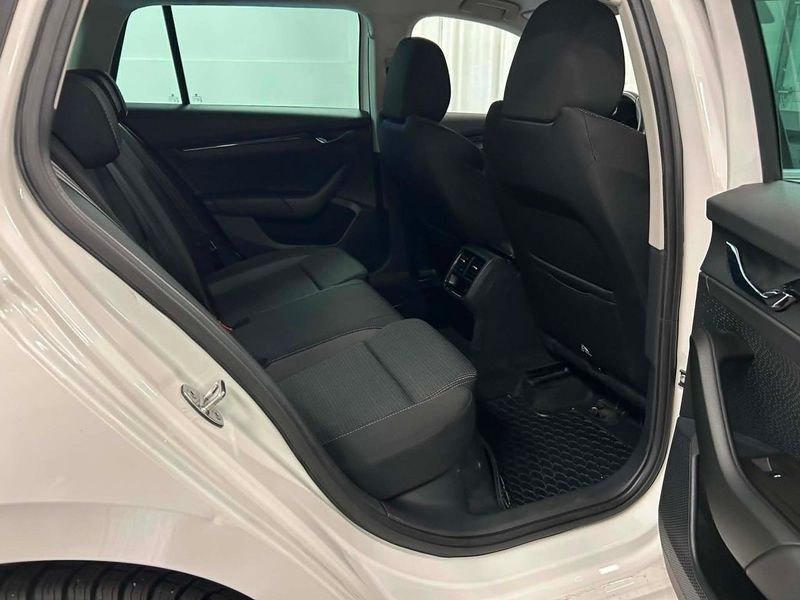 Skoda Octavia bild 10