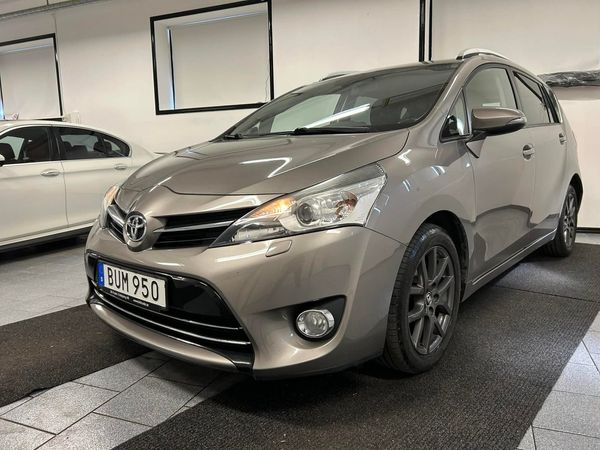 Toyota Verso 1.6 Edition Feel 111 hk 7 sits Nyservad Backkamera E 6 - 2015