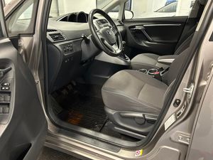 Toyota Verso bild 7