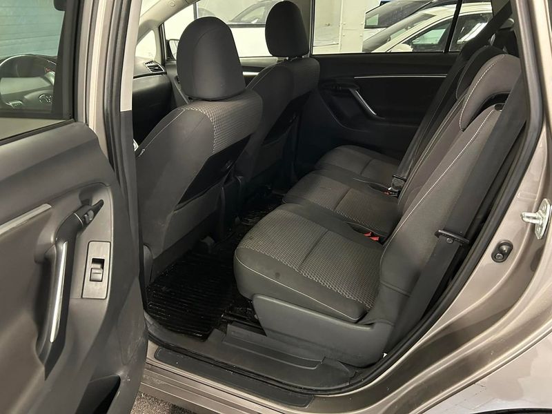Toyota Verso bild 11