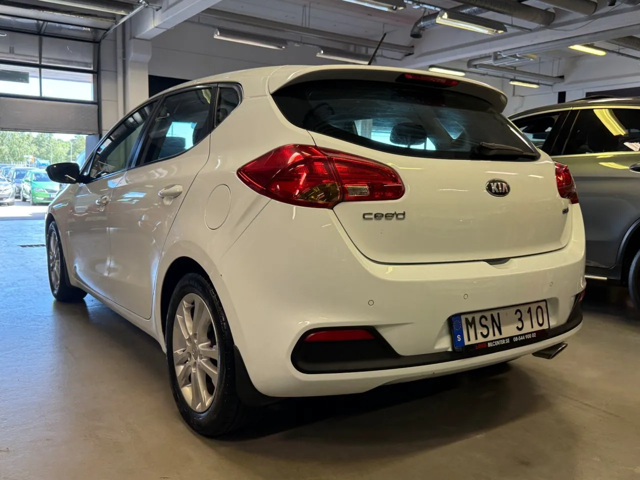 Vehicle image 8