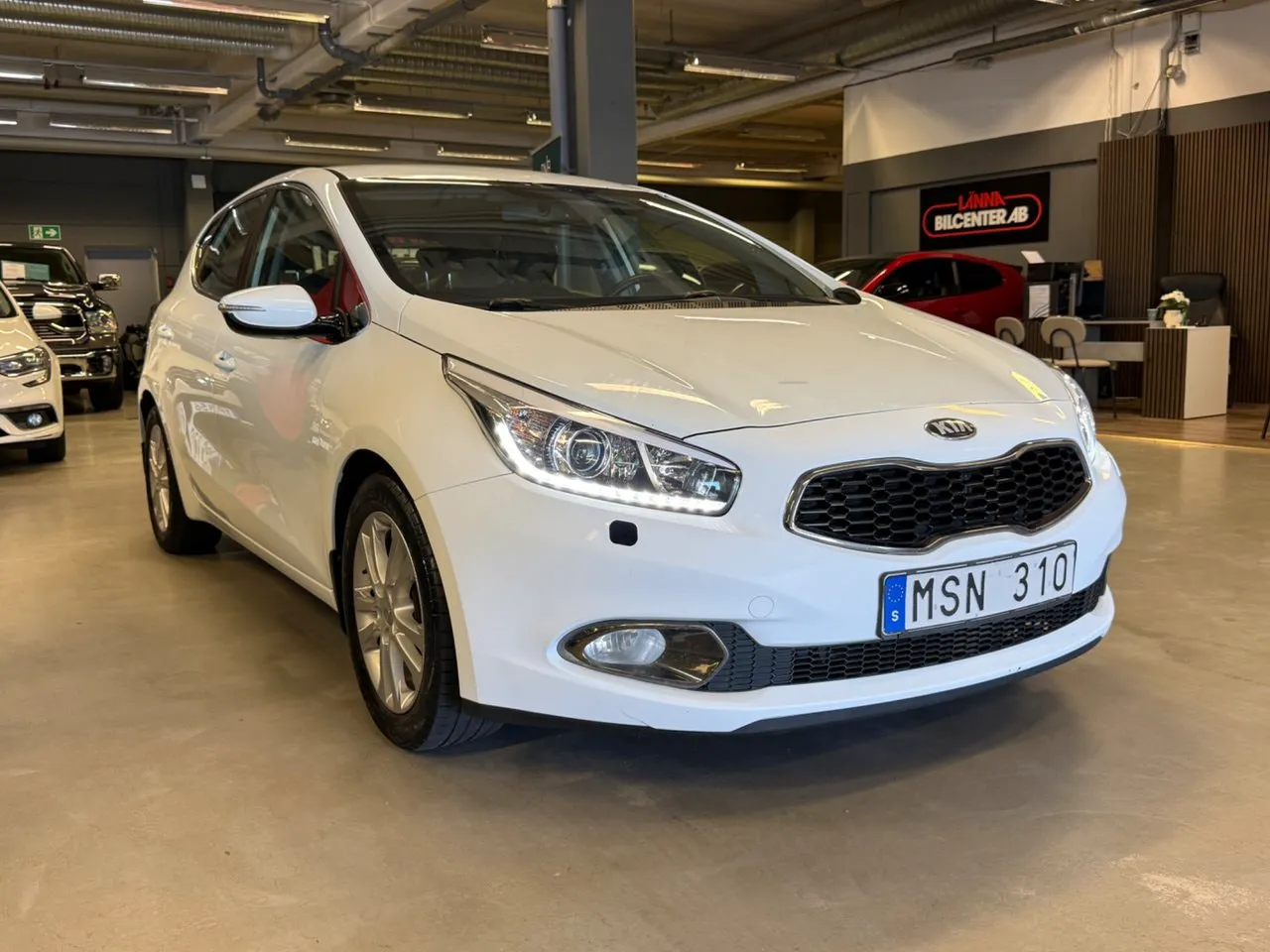 Vehicle image 5